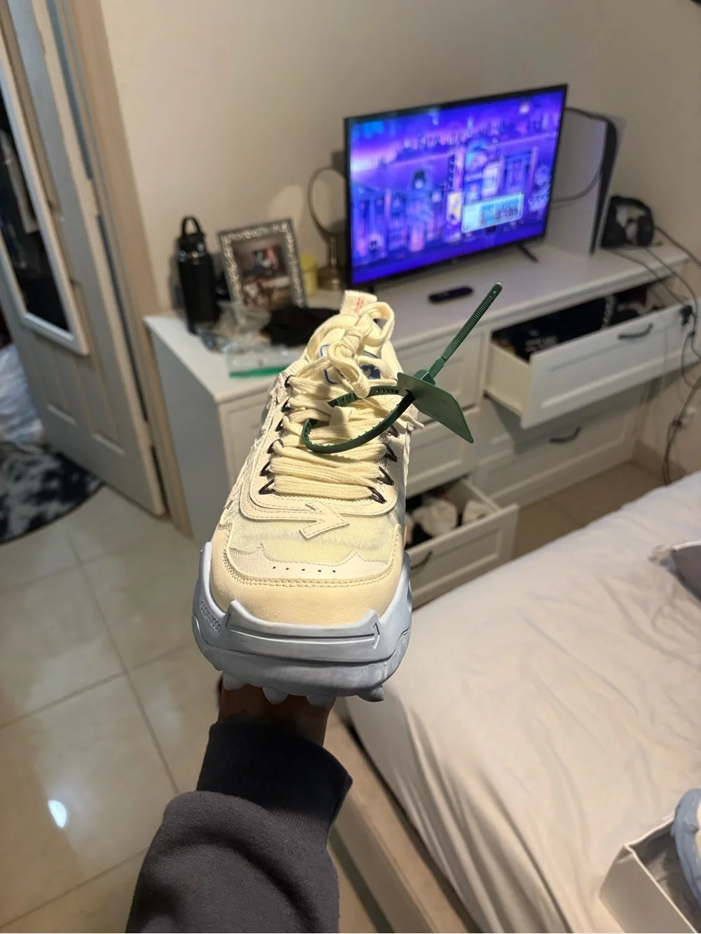 Off-White Men's Light Blue and Cream Trail Sneakers
